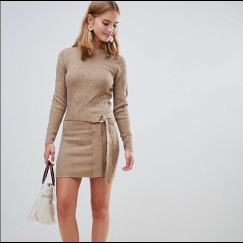 NWT tied ribbed sweater dress with belt